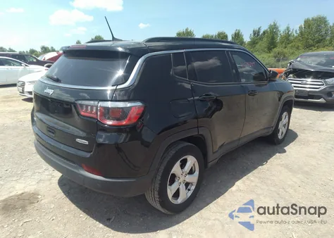 2018 Jeep Compass Latitude 4X4 из США, поврежденный, VIN 3C4NJDBB9JT393767
